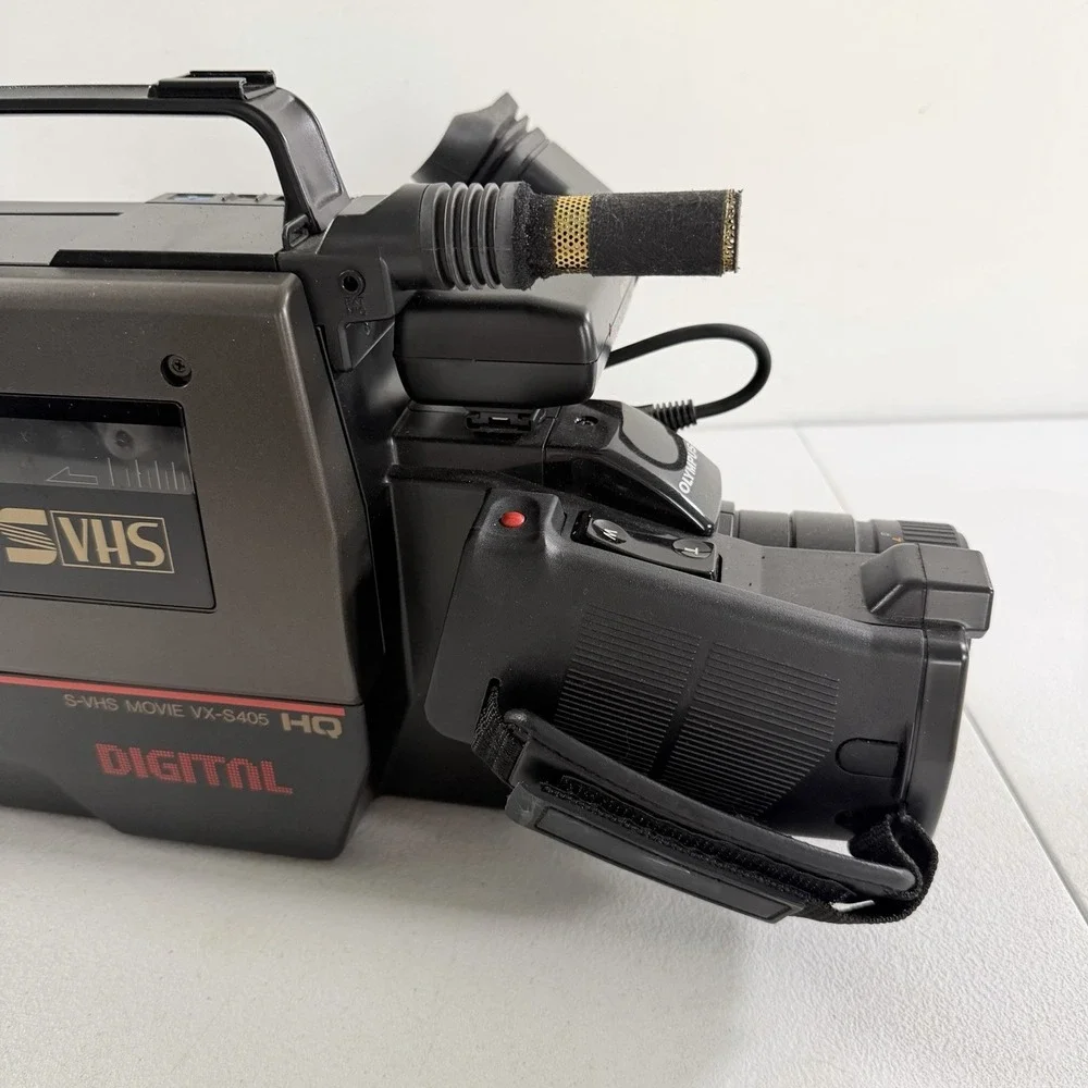 Olympus VX-S405-U Digital S-VHS Movie Camcorder W/ Accessories AS IS FOR PARTS